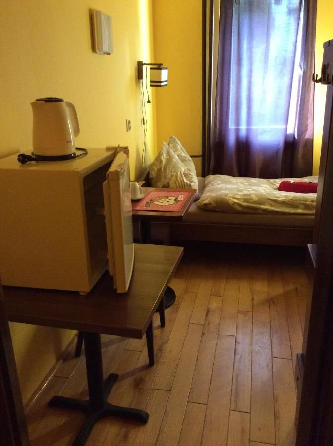 Проживание в семье mika rooms - 22 Korotynskiego Street Варшава-14